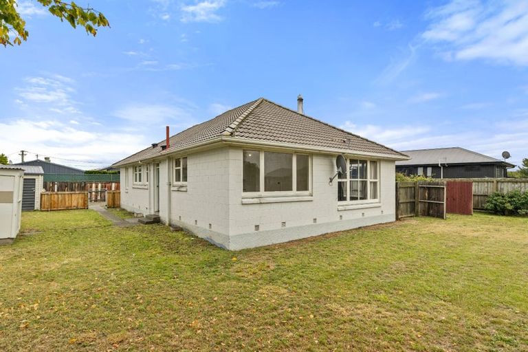 Photo of property in 14 Corhampton Street, Aranui, Christchurch, 8061