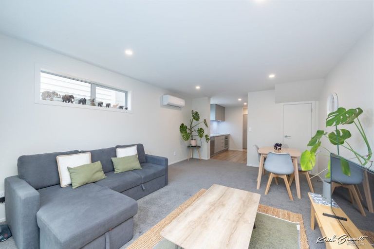 Photo of property in 25 Mcgrath Way, Taita, Lower Hutt, 5011