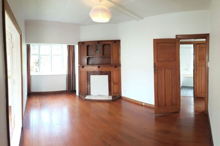 Photo of property in 13 Tavistock Road, Melrose, Wellington, 6023