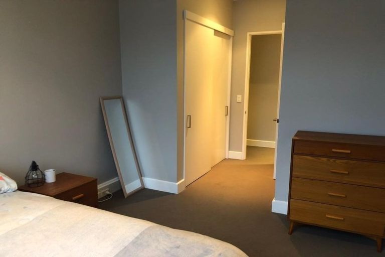 Photo of property in Augusta Apartments, 30/254 Willis Street, Te Aro, Wellington, 6011