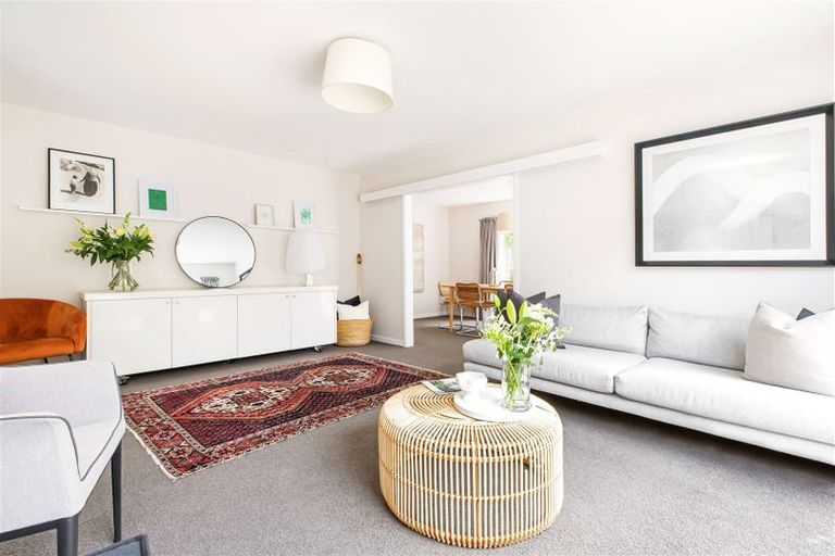 Photo of property in 1/89c Fendalton Road, Fendalton, Christchurch, 8014