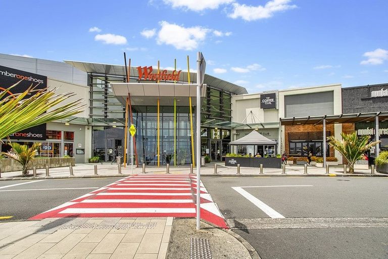 Photo of property in Proximity Apartments, 1109/17 Osterley Way, Manukau, Auckland, 2104