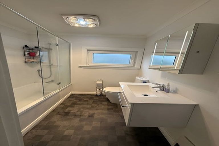 Photo of property in 53 Wyon Street, Linwood, Christchurch, 8062