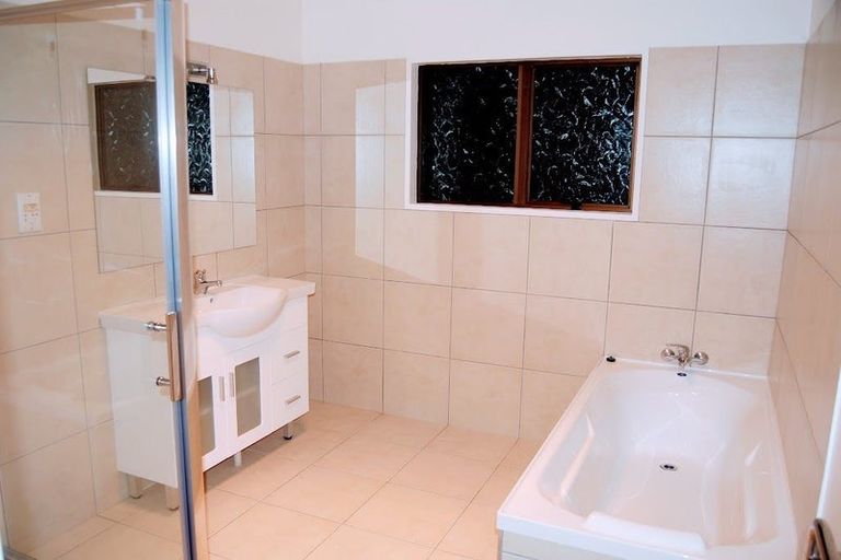 Photo of property in 26 Cooper Place, Chedworth, Hamilton, 3210