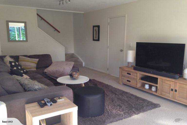 Photo of property in 4/56 Youngs Road, Papakura, 2110