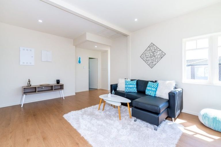 Photo of property in 30 Koromiko Street, New Lynn, Auckland, 0600