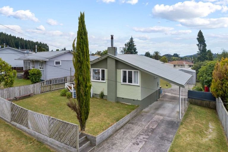 Photo of property in 11 Matuku Street, Selwyn Heights, Rotorua, 3015