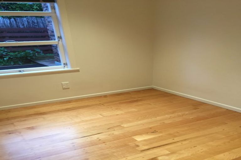 Photo of property in 3/20 Saltburn Road, Milford, Auckland, 0620