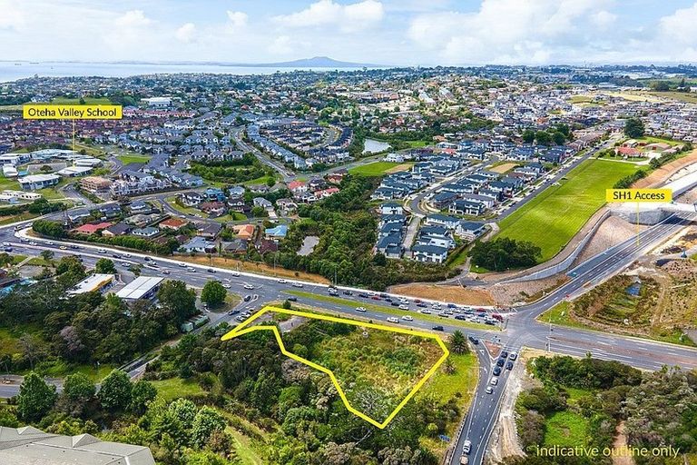 Photo of property in 157 Oteha Valley Road, Fairview Heights, Auckland, 0632