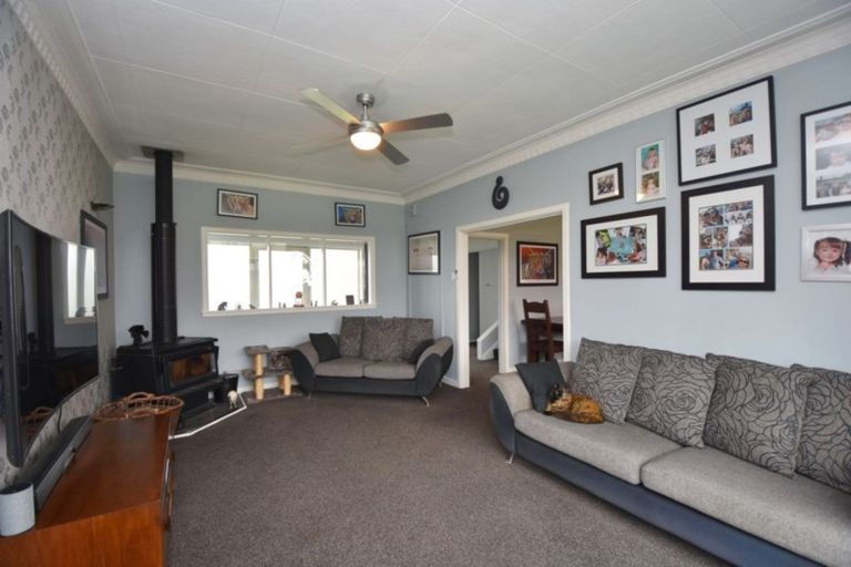 Photo of property in 242 Chelmsford Street, Waverley, Invercargill, 9810