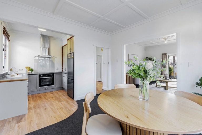 Photo of property in 100 Lemon Street, New Plymouth, 4312