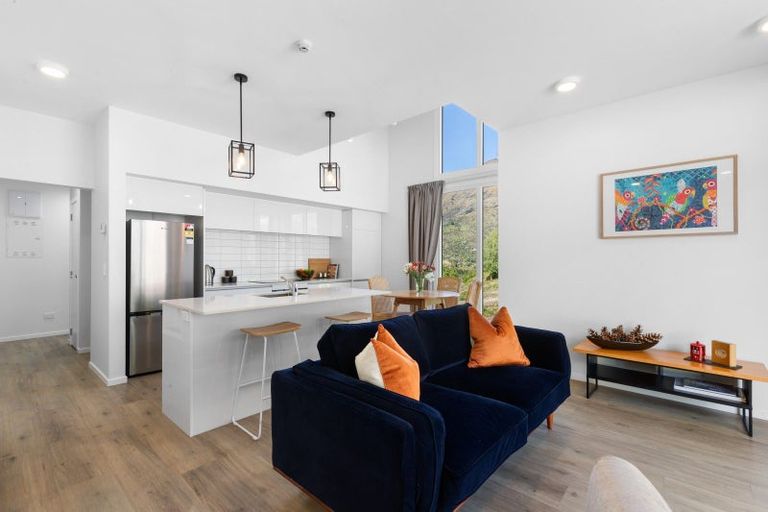 Photo of property in 17/20 George Bullen Lane, Arthurs Point, Queenstown, 9371