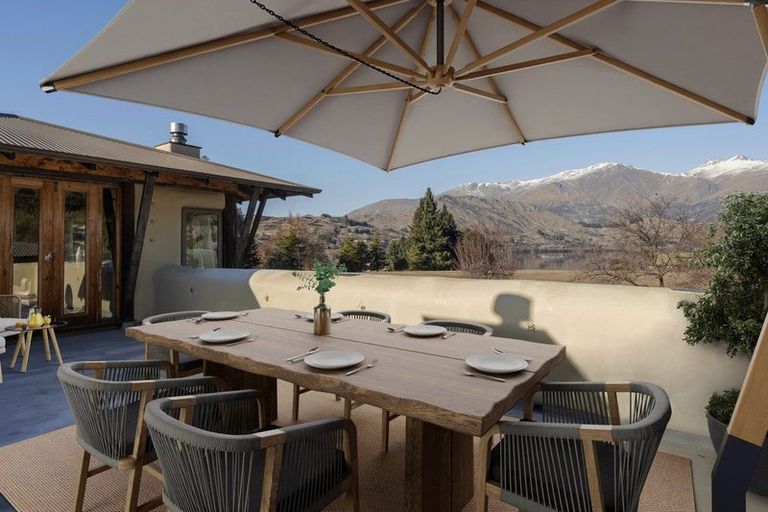 Photo of property in 48 Rutherford Road, Lake Hayes, Queenstown, 9371