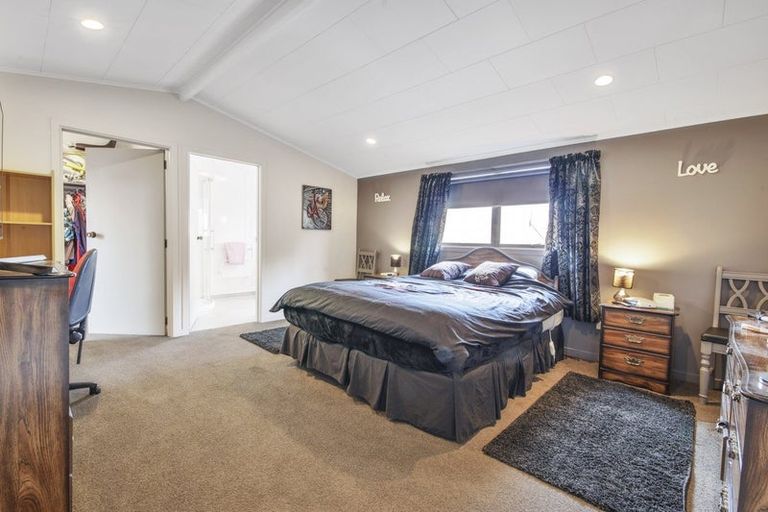 Photo of property in 4 Strachan Place, Rangiora, 7400