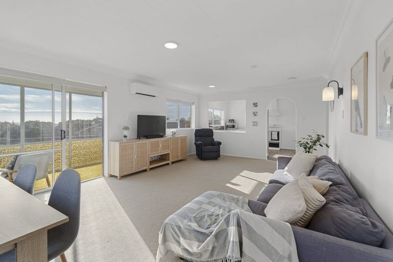 Photo of property in 27a Norwich Avenue, Spotswood, New Plymouth, 4310