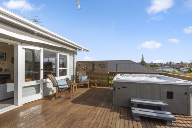 Photo of property in 41 Regent Street, Devonport, Auckland, 0624