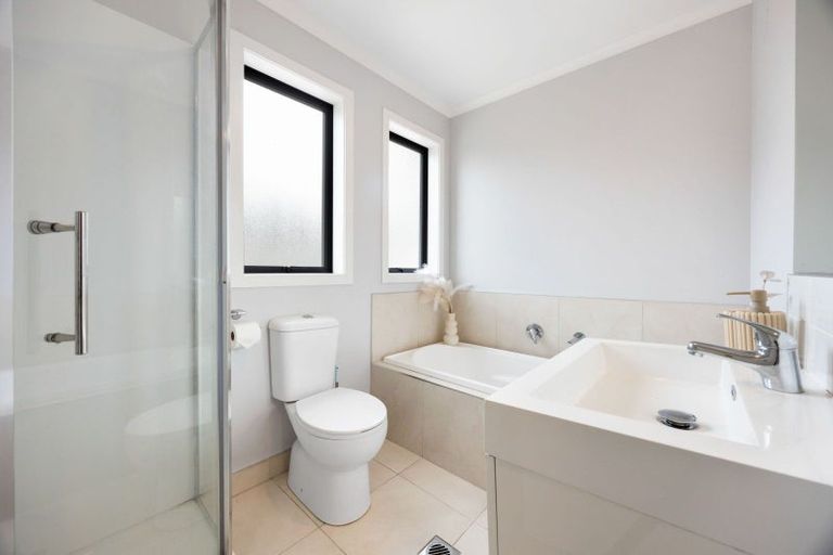 Photo of property in 4/23 Montgomery Crescent, Bader, Hamilton, 3206