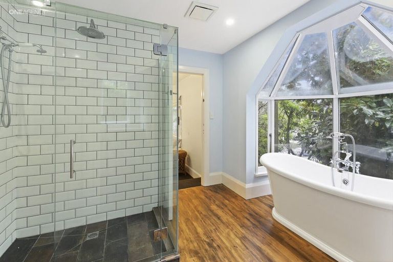 Photo of property in 14 Valley Road, Cashmere, Christchurch, 8022