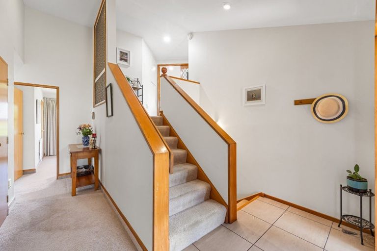 Photo of property in 5 Moana View Road, Waikawa, Picton, 7220