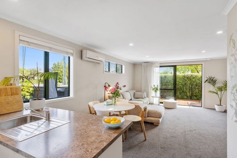 Photo of property in 3/80 Dover Street, St Albans, Christchurch, 8014