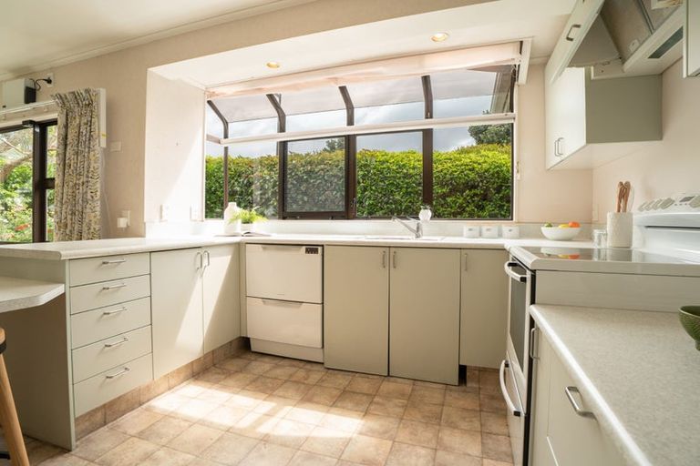 Photo of property in 171 Westchester Drive, Churton Park, Wellington, 6037