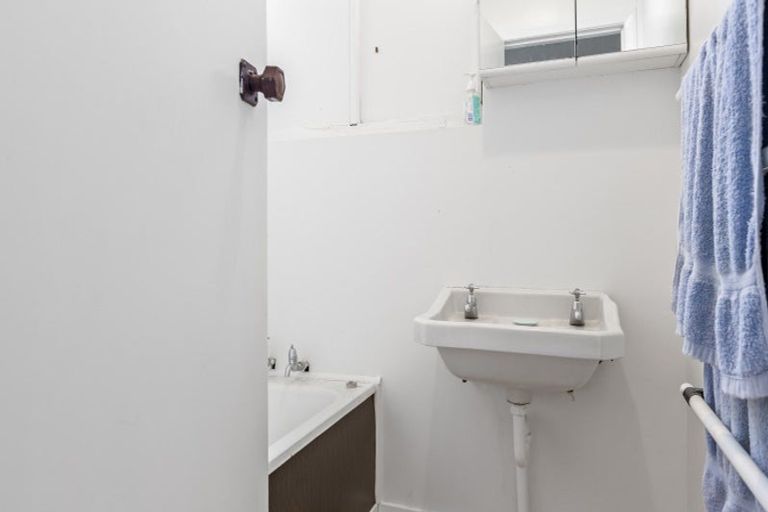 Photo of property in 12 Moana Crescent, Mangakino, 3421