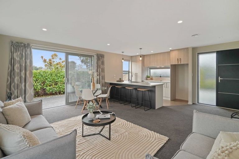 Photo of property in 1/76 Amyes Road, Hornby, Christchurch, 8042