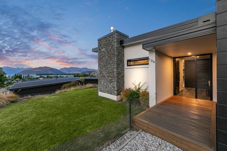 Photo of property in Meadowstone Alpha Series, 106 West Meadows Drive, Wanaka, 9305