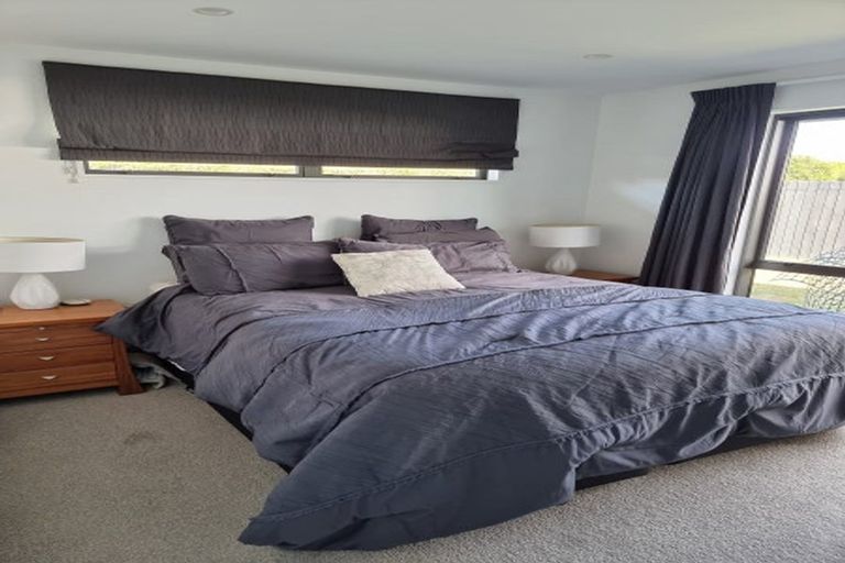 Photo of property in 74 Bradwell Crescent, Halswell, Christchurch, 8025