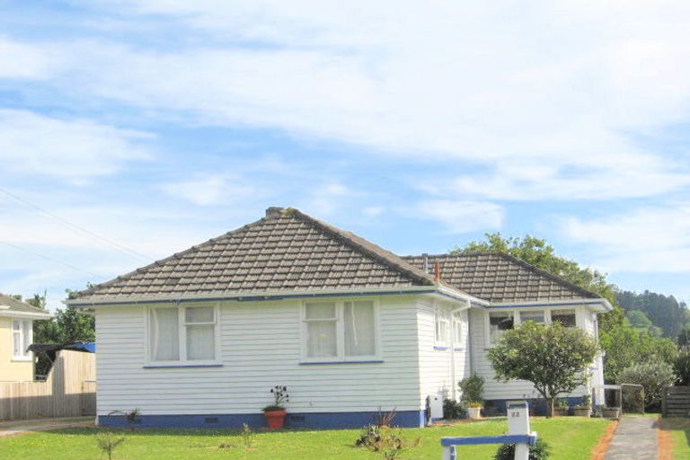 Photo of property in 22 Cambridge Terrace, Kaiti, Gisborne, 4010