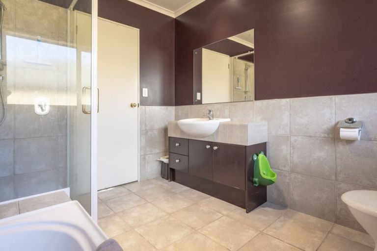 Photo of property in 699 Gloucester Road, Papamoa Beach, Papamoa, 3118