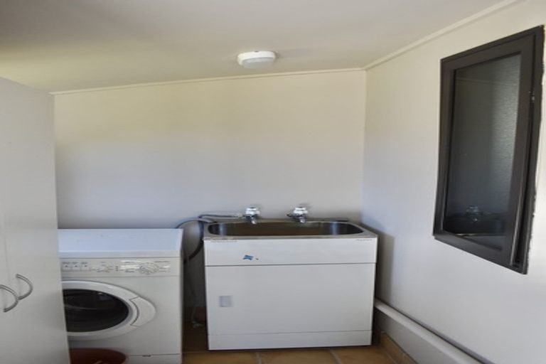 Photo of property in 34 Sarah Street, Waikawa Beach, Manakau, 5573