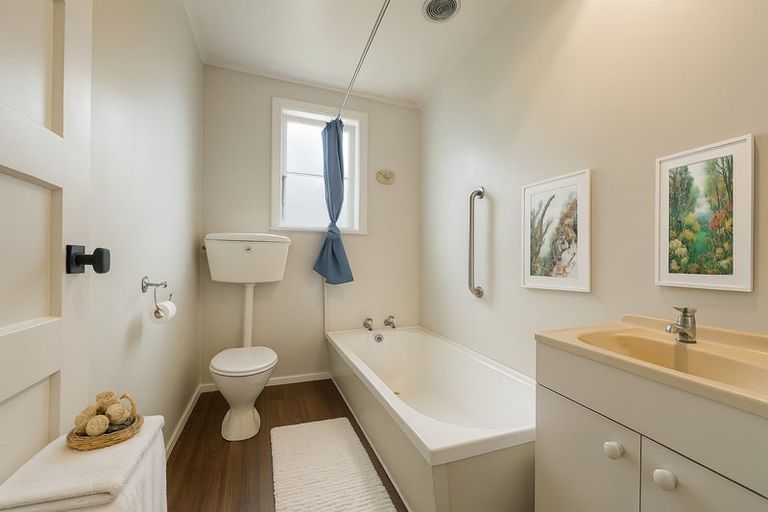 Photo of property in 6 Howard Street, Huntly, 3700