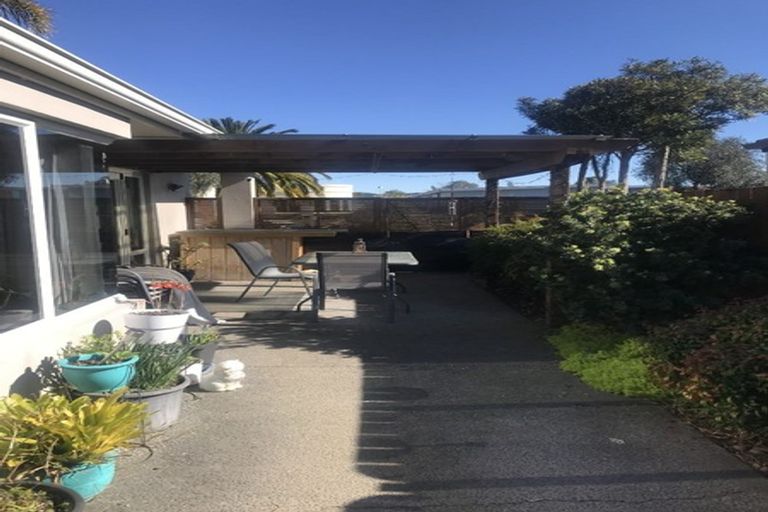 Photo of property in 7 Saint Clair Place, Papamoa Beach, Papamoa, 3118