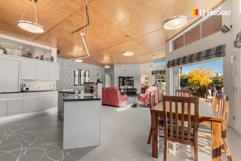 Photo of property in 22 Kura Place, Mosgiel, 9024