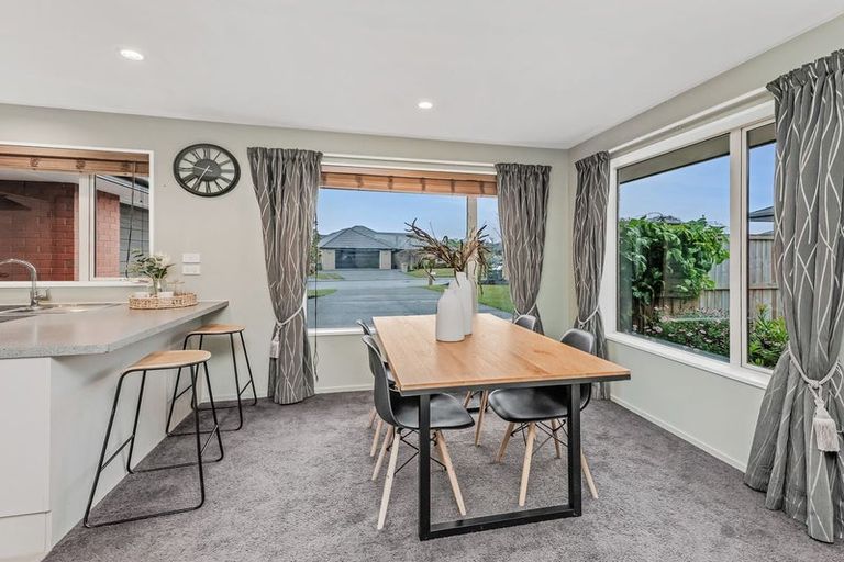 Photo of property in 3 Vasari Grange, Rolleston, 7614