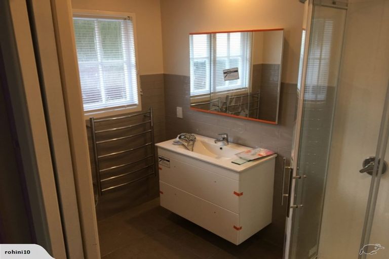 Photo of property in 30 Transom Close, Whitby, Porirua, 5024