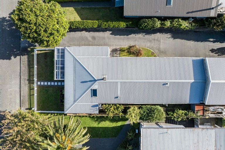 Photo of property in 45a Callender Terrace, Paraparaumu Beach, Paraparaumu, 5032