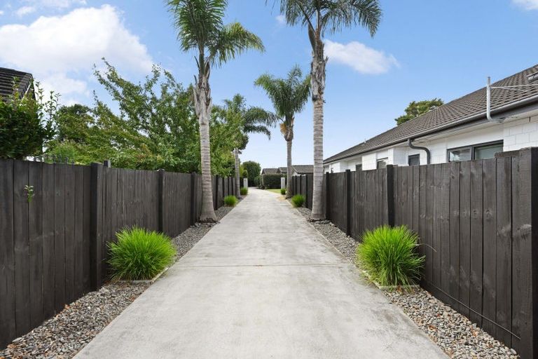 Photo of property in 16 Hampshire Court, Flagstaff, Hamilton, 3210