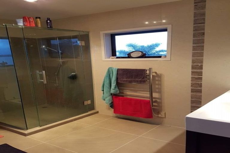 Photo of property in 37 St Annes Crescent, Wattle Downs, Auckland, 2103