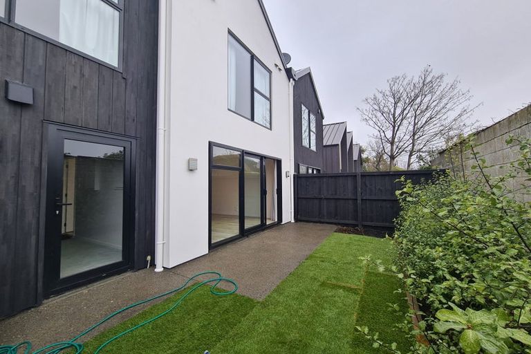 Photo of property in 2/31 Champion Street, Edgeware, Christchurch, 8013