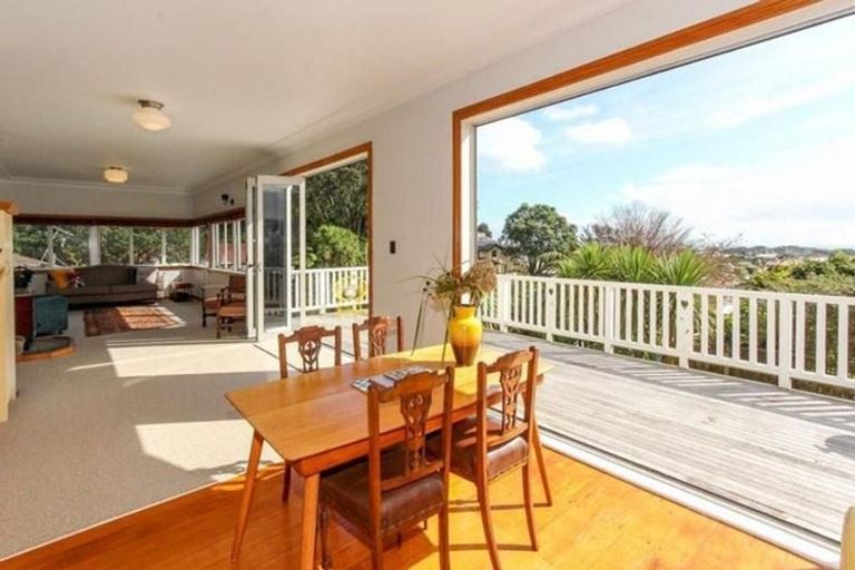 Photo of property in 12 Tamar Street, New Plymouth, 4310