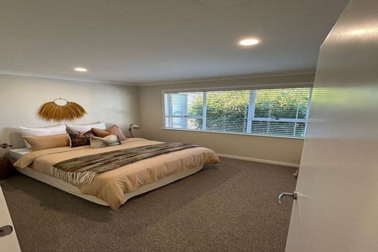 Photo of property in 24 Warwick Place, Brookfield, Tauranga, 3110