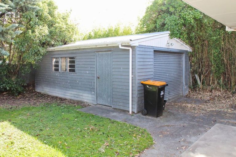 Photo of property in 1 Clyde Crescent, Roslyn, Palmerston North, 4414