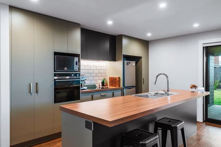 Photo of property in 18 Tai Road, Wharewaka, 3330