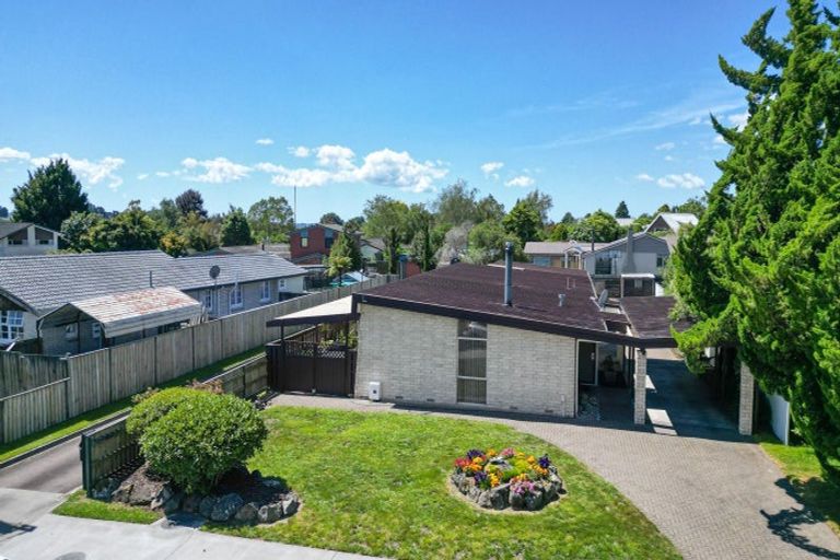 Photo of property in 28 Iles Road, Lynmore, Rotorua, 3010