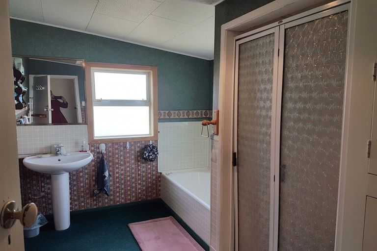 Photo of property in 7 Hospital Street, Dannevirke, 4930