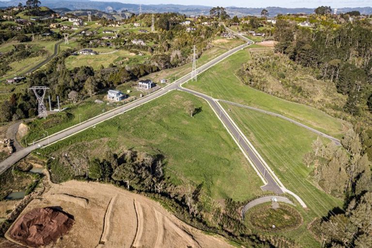 Photo of property in 8 Annmarie Avenue, Totara Park, Auckland, 2019