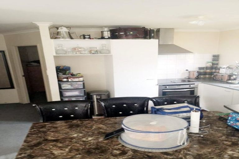 Photo of property in 15 Kaimoana Street, Weymouth, Auckland, 2103