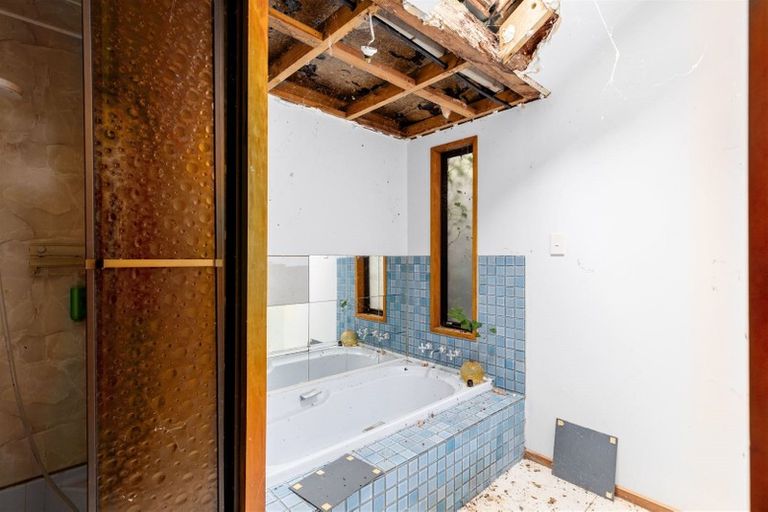 Photo of property in 46 Ravensdale Rise, Westmorland, Christchurch, 8025